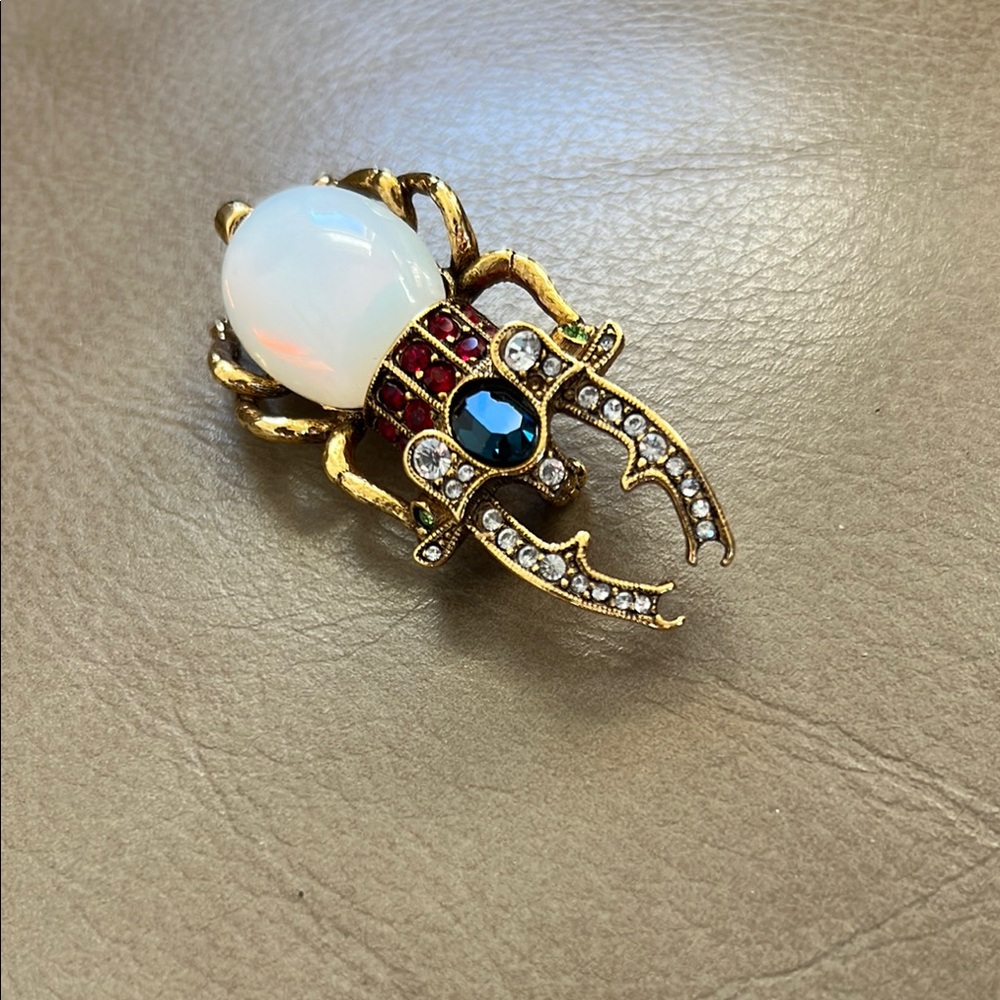 Joan Rivers Gold and White Insect Brooch with Opalescent Body - Picture 7 of 12